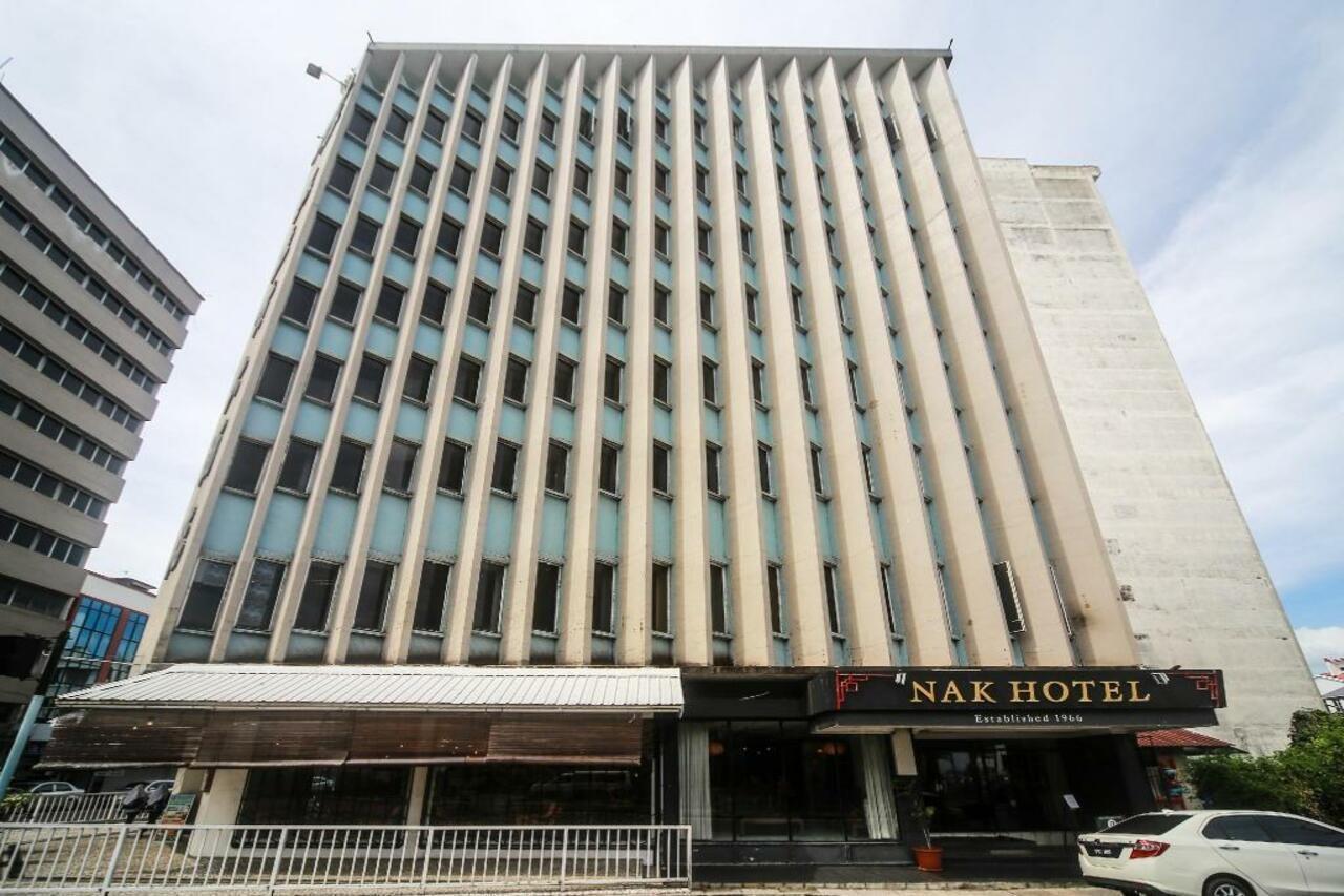 Oyo 1030 Nak Hotel Sandakan Exterior foto